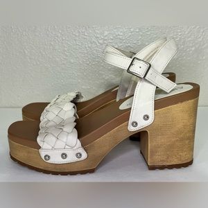 AK Loris Ivory Woven Platform Sandal Ankle Strap Chunk Heel Size 7.5 NWOT